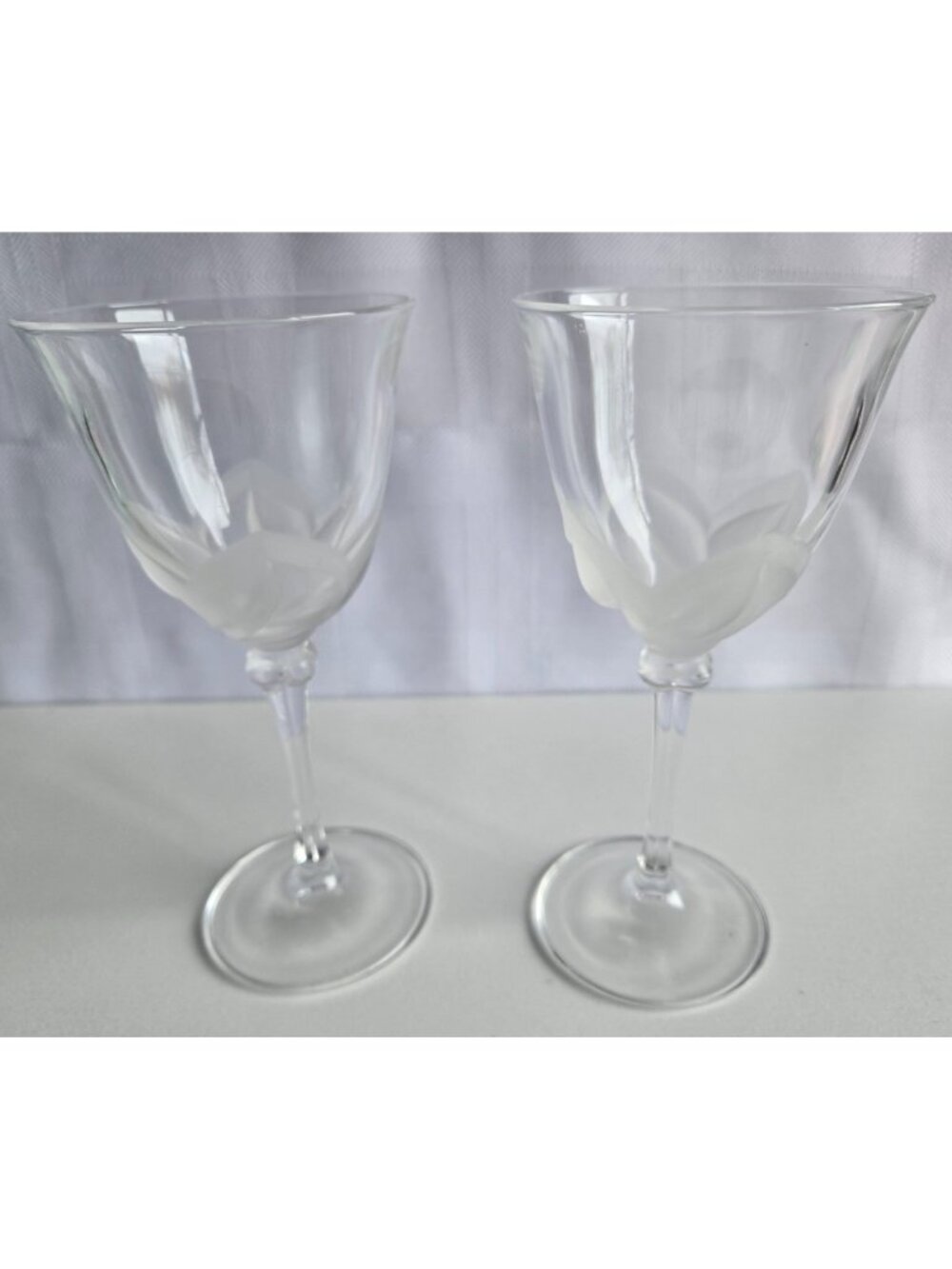 Set of 2 J.G. Durand Florence Water Goblets Signed 7.5" Frosted Petal France EUC